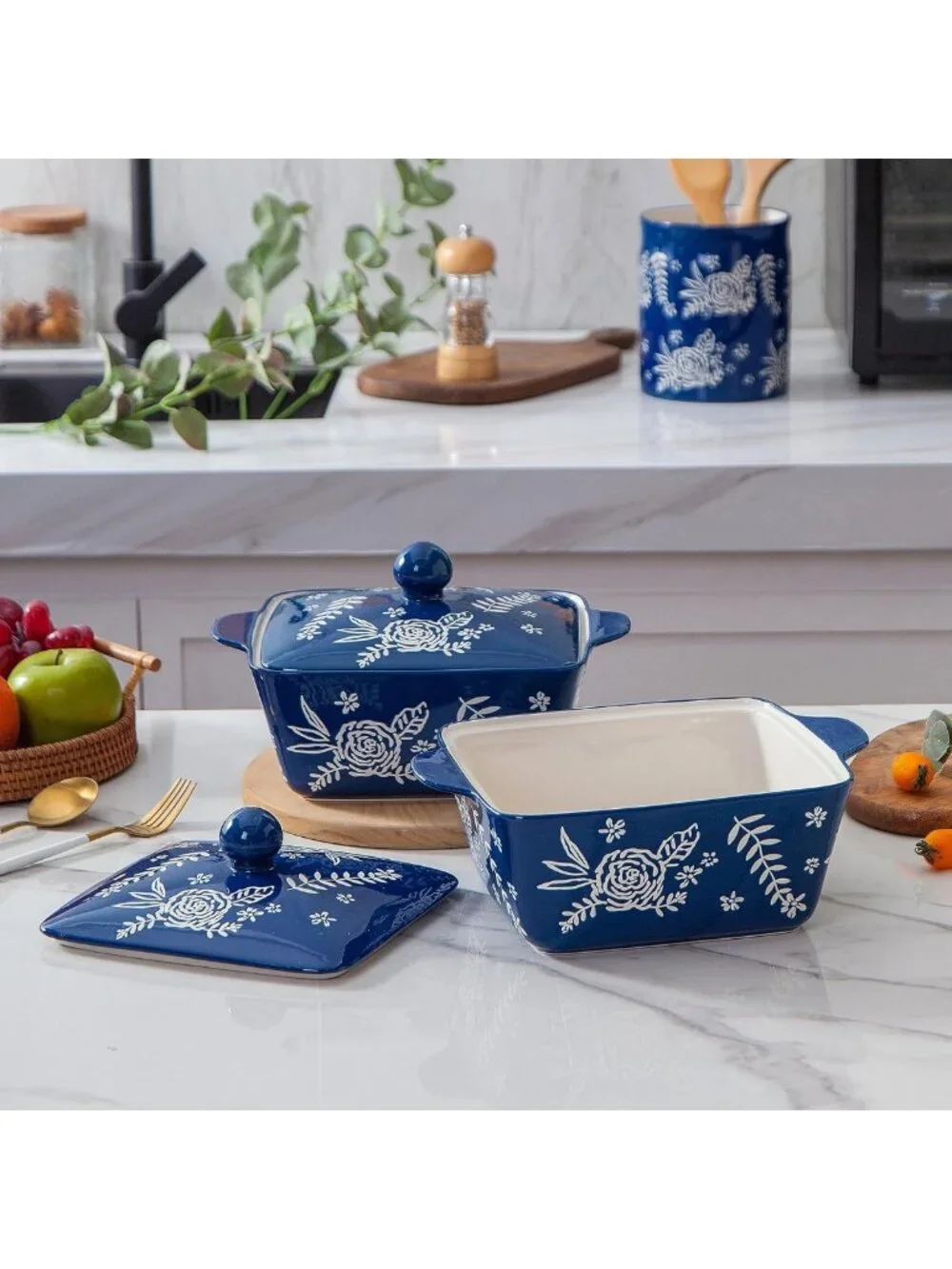 Oven Safe Ceramic Casserole Dish with Lid - Versatile Baking & Serving Dish